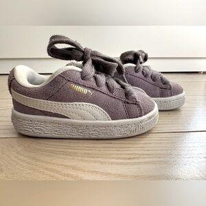 Baby girl lavender PUMA shoes - size Toddler/Baby 4